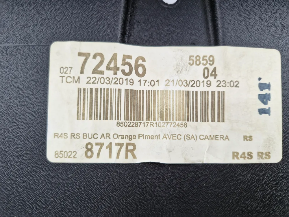Renault Twingo 3 Phase 1 GT takapuskurin suojus (03/2014–03/2020) – alkuperäinen käytetty
