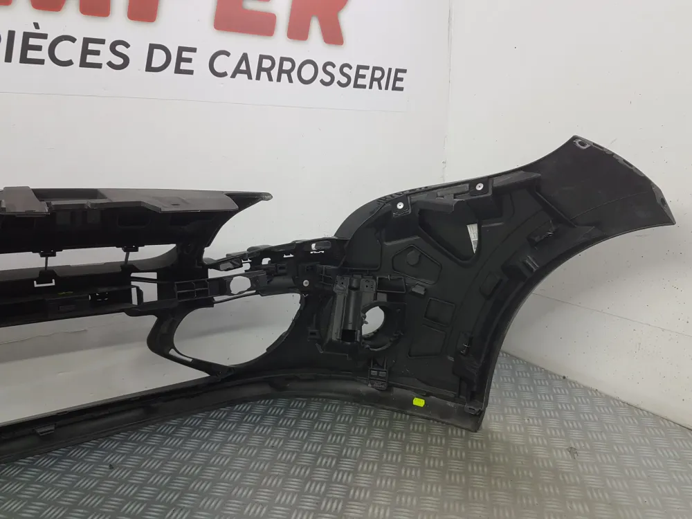 Uusi etupuskuri Renault Mégane 3 Coupé Vaihe 2 varten