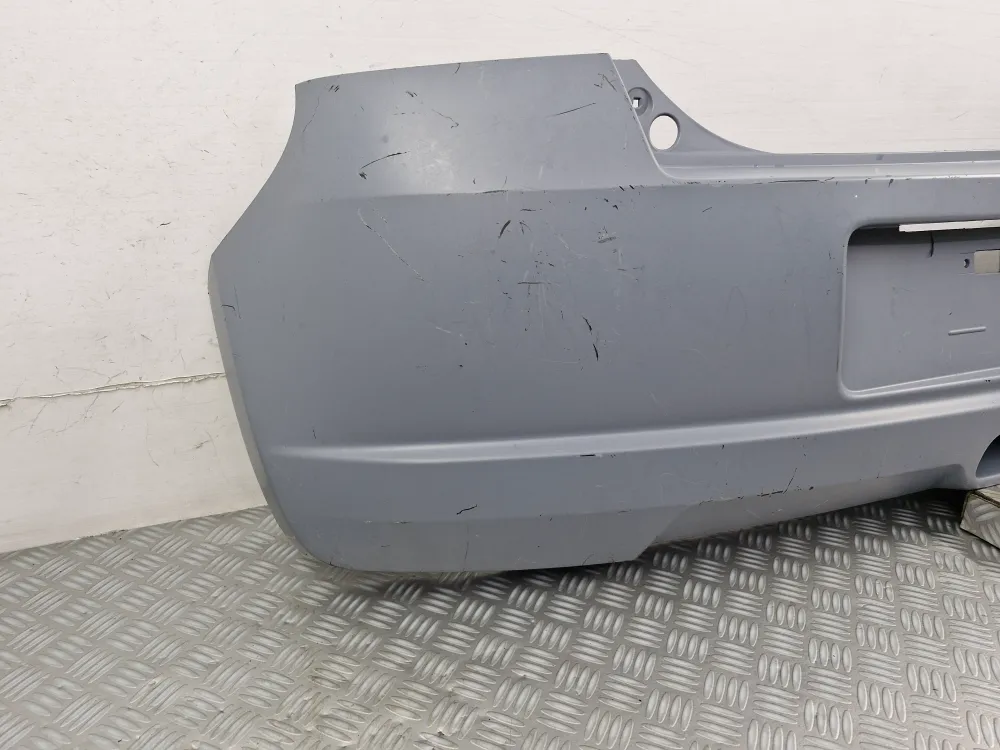 Takapuskuri Suzuki Swift III alkuperäinen uusi maalattavaksi (03/2005 - 04/2011)