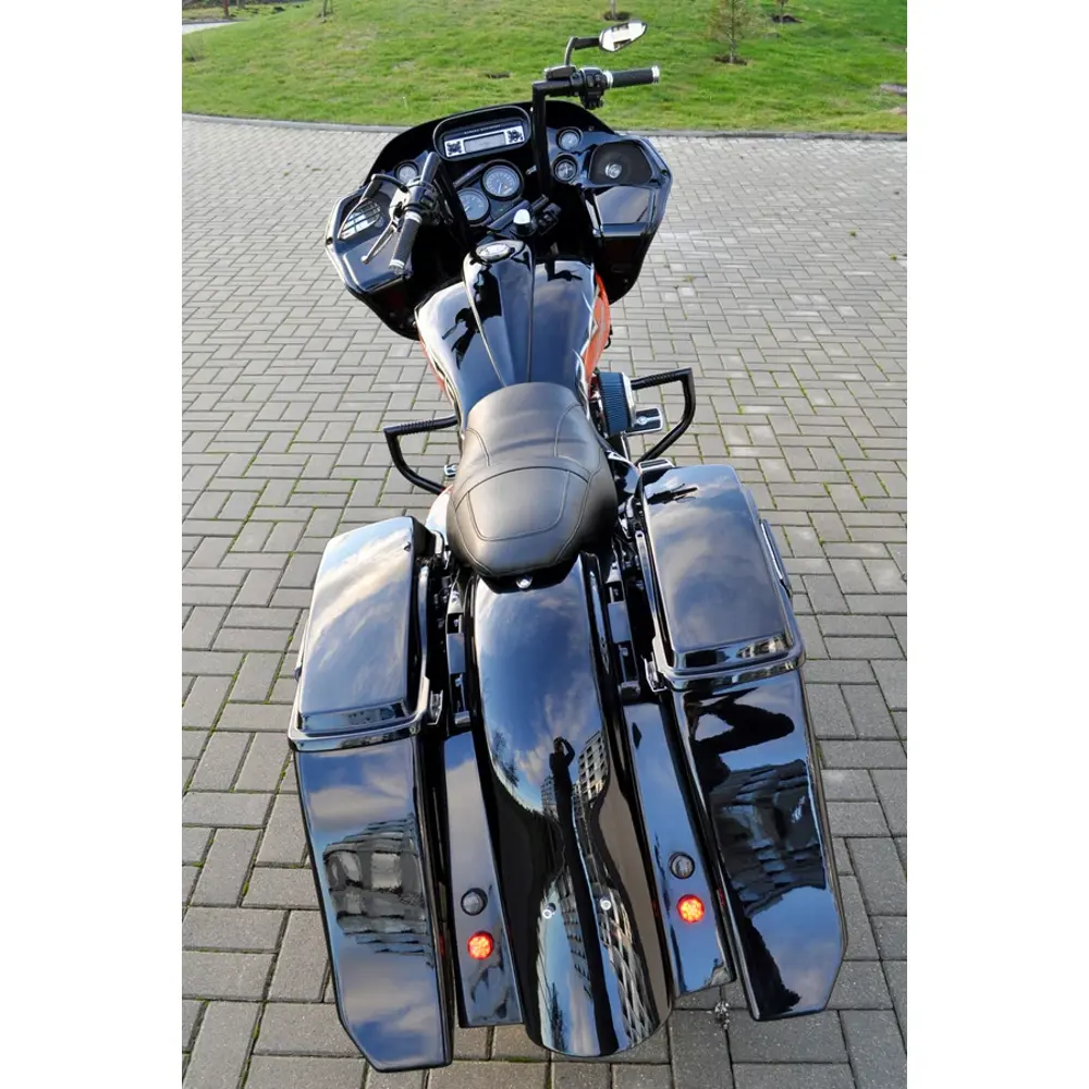 Tommy & Sons Flow Stretched satulalaukun korit Harleyyn