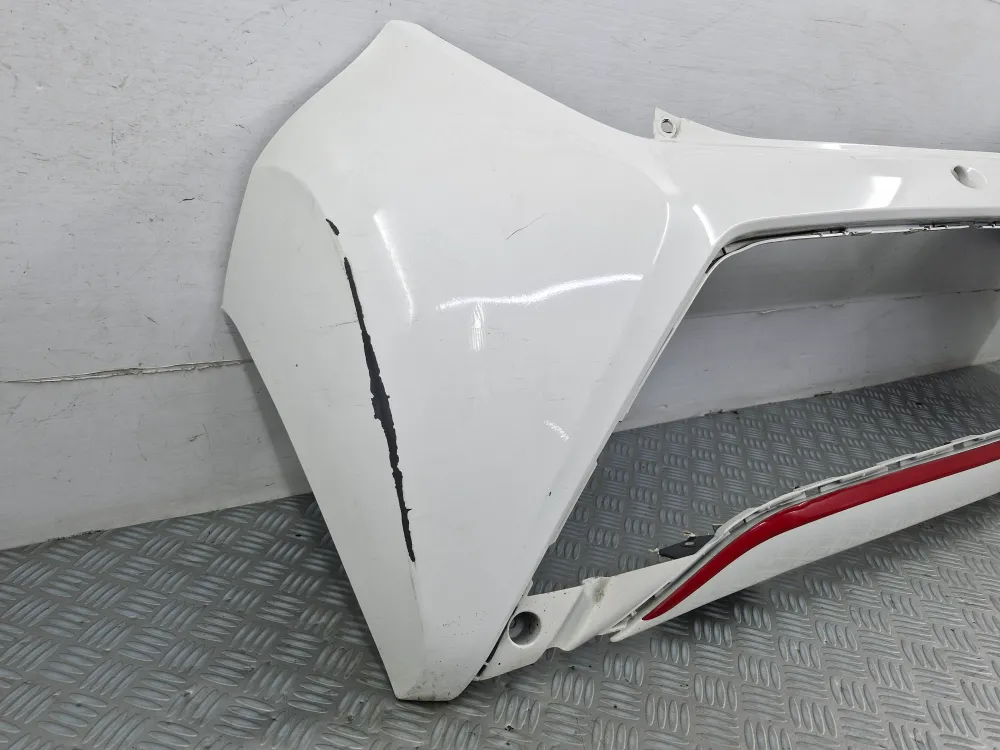 Takapuskuri Toyota Aygo II alkuperäinen käytetty alkaen (06/2014)