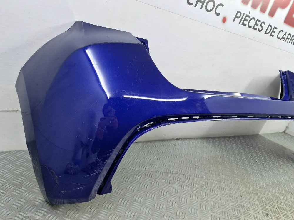 Takapuskurin Toyota Yaris 4 (07/2020 alkaen) - Alkuperäinen käytetty***
