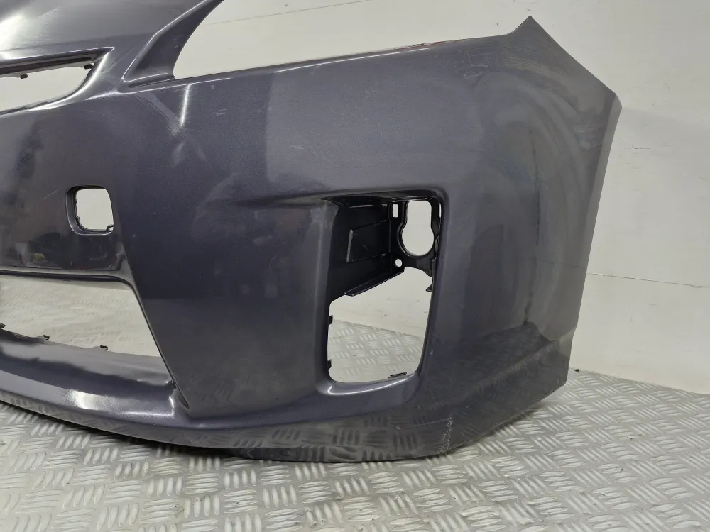 Toyota Prius Phase 1 (06/2009–02/2012) etupuskuri — alkuperäinen käytetty