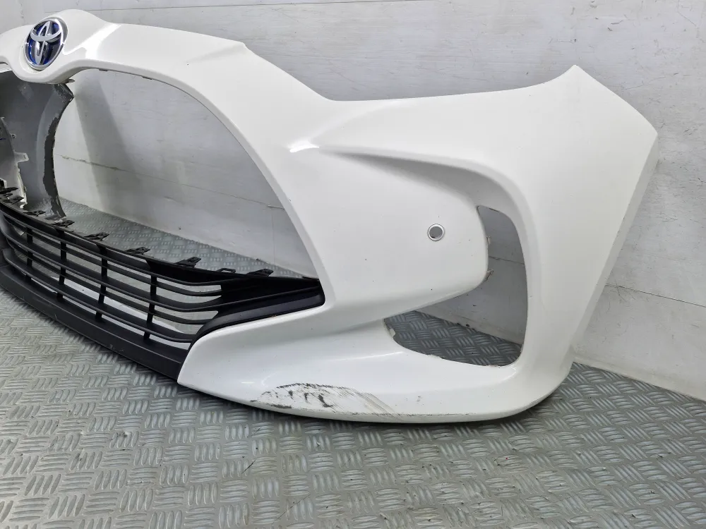 Toyota Yaris IV etupuskuri (alkaen 07/2020) alkuperäinen käytetty