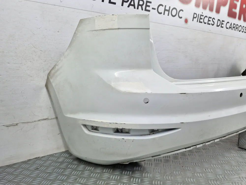 Takapuskurin Volkswagen Golf Sportsvan Vaihe 1 (02/2014–01/2018) alkuperäinen käytetty