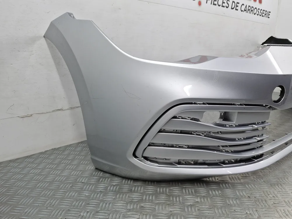 Volkswagen Golf 8 etupuskurin suojus (09/2019 alkaen) — alkuperäinen käytetty