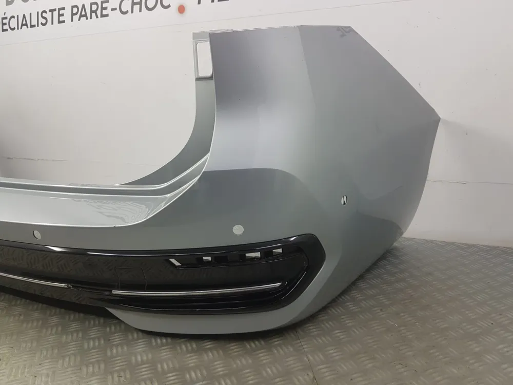 Volkswagen Passat B9 (Farmari) takapuskuri alkaen 01/2024 - alkuperäinen käytetty