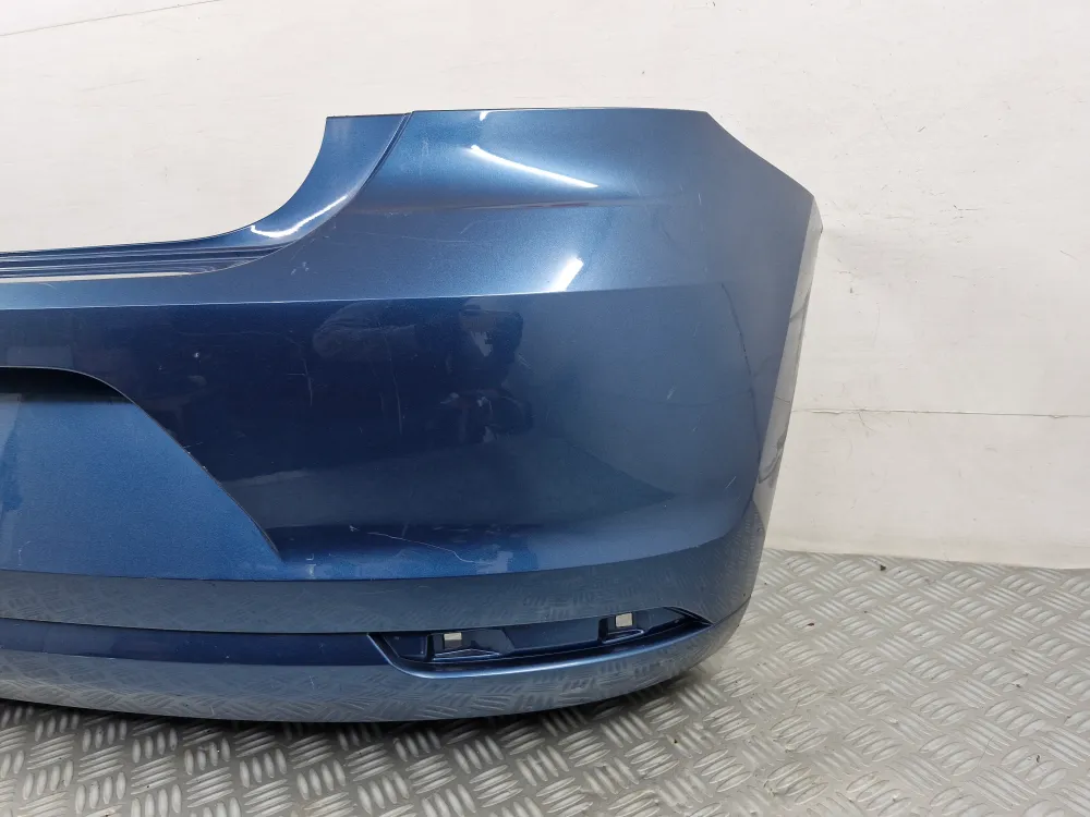 Volkswagen Polo V Vaihe 2 takapuskurin alkuperäinen käytetty osa (02/2014–06/2018)