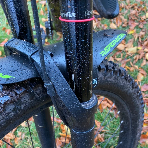 RRP EnduroGuard Suuri lokasuoja (haarukat 120-200mm) Musta/Keltainen