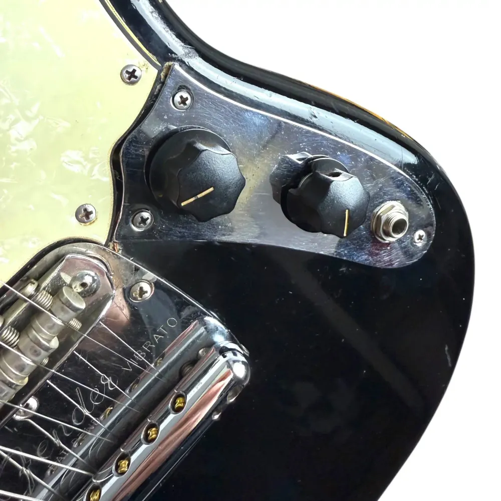Fender Mustang 1965 - Musta