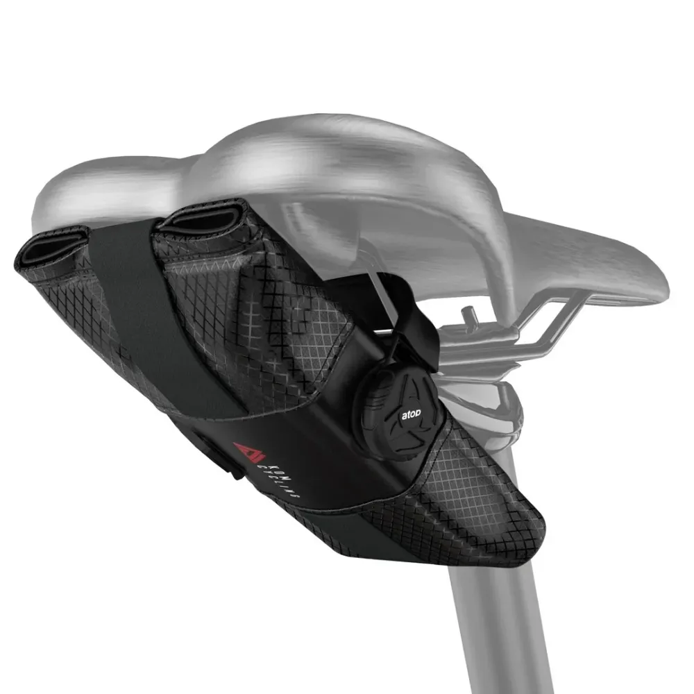 Satulalaukku KOM CYCLING SADDLE SADDLE ROLL XL