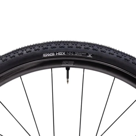 ENVE HEX CARAPACE 700x48c Tubeless Ready -rengas Musta