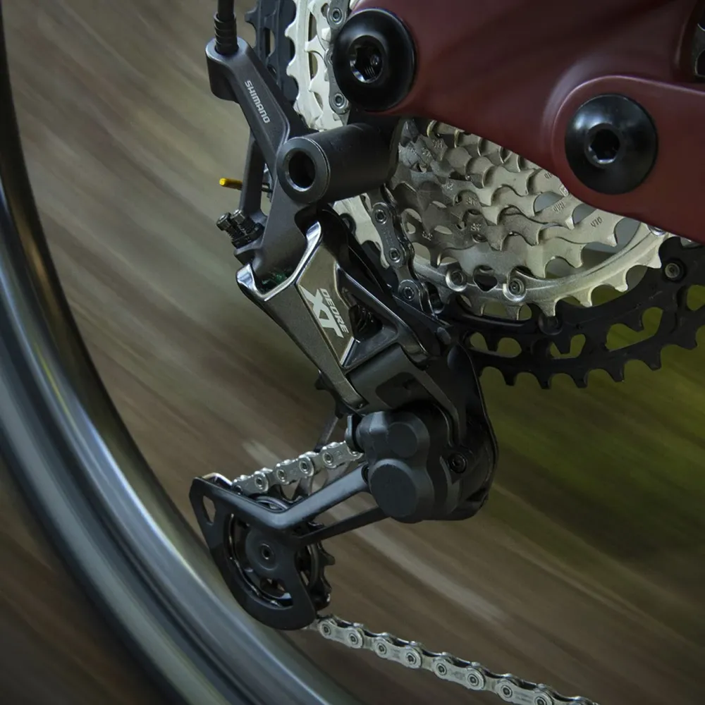 SHIMANO DEORE XT RD-M8100-SGS 12-vaihteinen pitkä häkki takavaihde