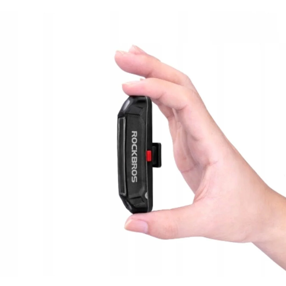 ROCKBROS USB-ladattava pyörän takavalo turvallisuuteen.