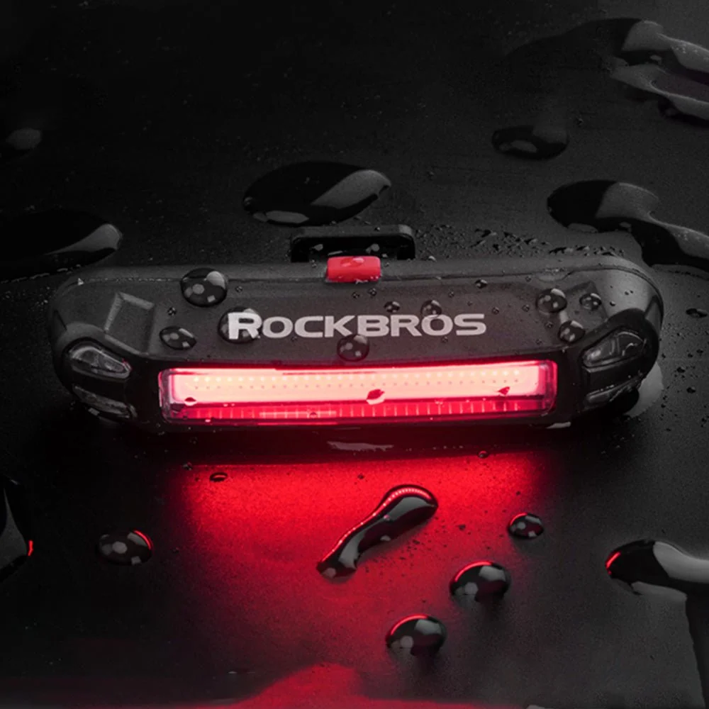 ROCKBROS USB-ladattava pyörän takavalo turvallisuuteen.