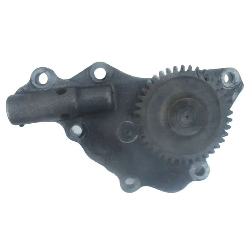 Vesipumppu Isuzu moottorille 4JK1